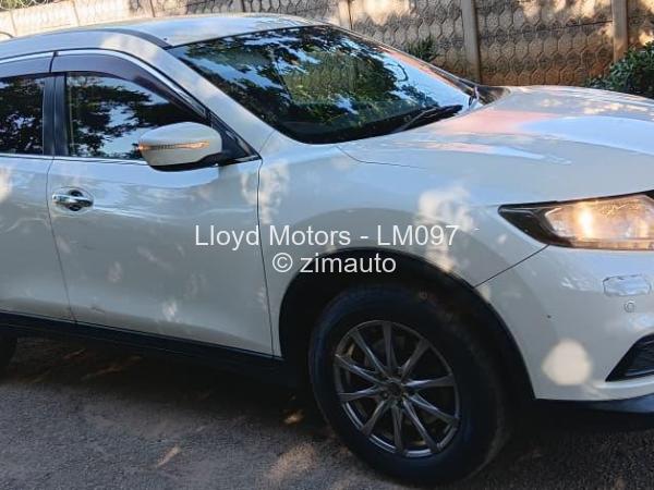 2014 Nissan  X-Trail