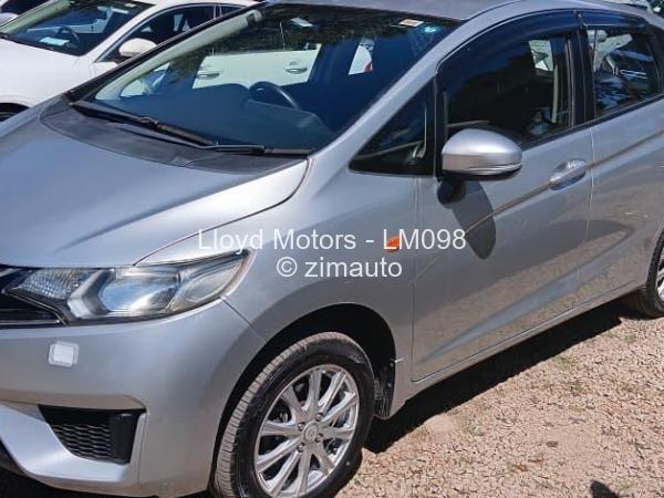 2016 - Honda Fit
