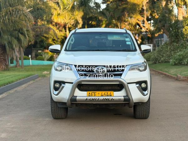 2018 Toyota  Fortuner