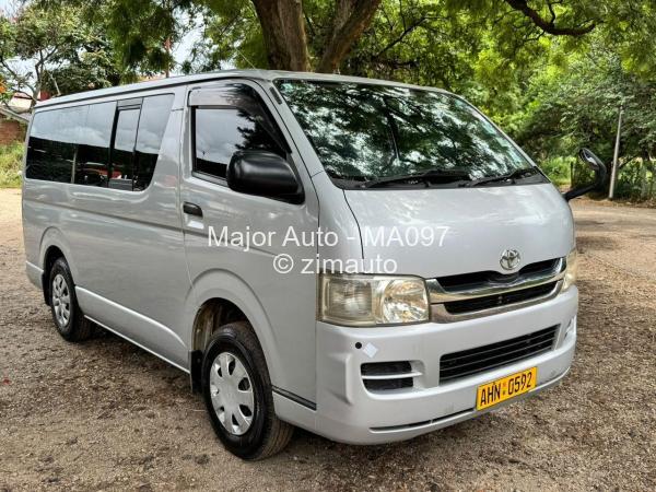 2017 Toyota  Hiace