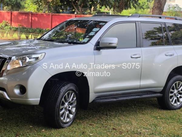 2015 Toyota  Land Cruiser Prado