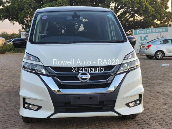 2018 Nissan  Serena