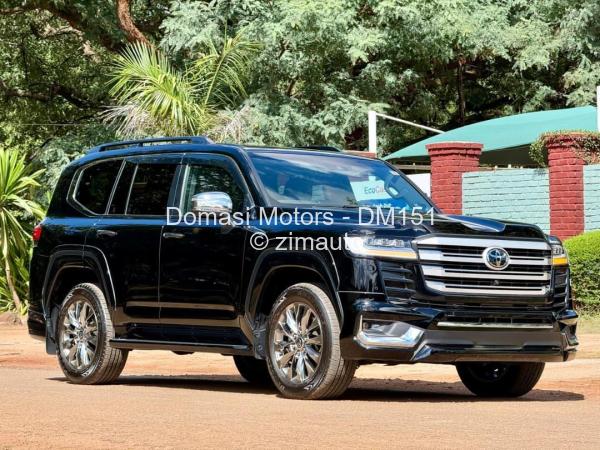 2024 Toyota  Landcruiser 300 ZX