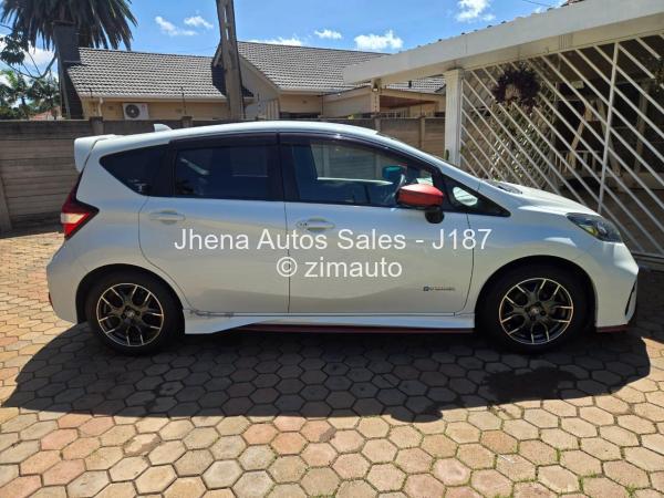 2017 Nissan  Note