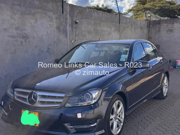 2013 Mercedes Benz C180