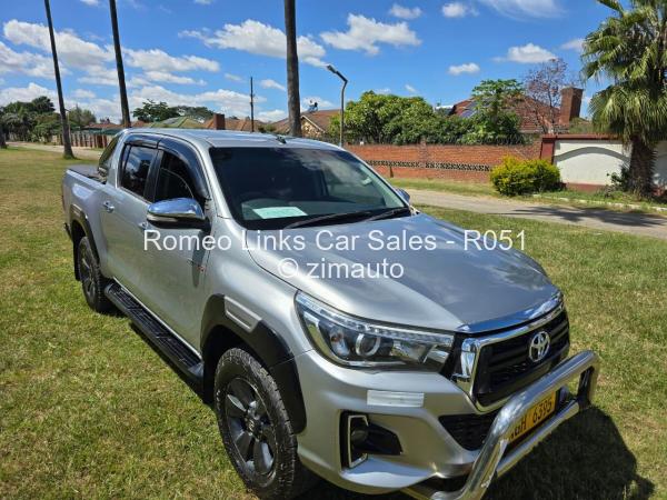 2016 Toyota  HILUX GD6