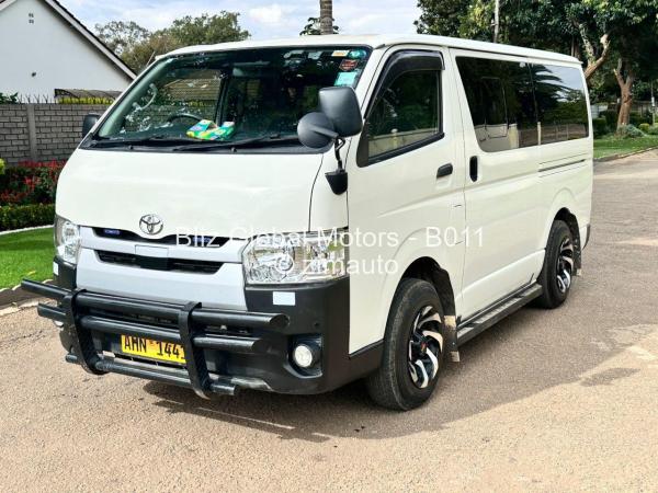 2018 Toyota  Hiace