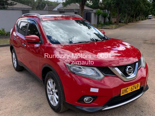2017 - Nissan  X-Trail
