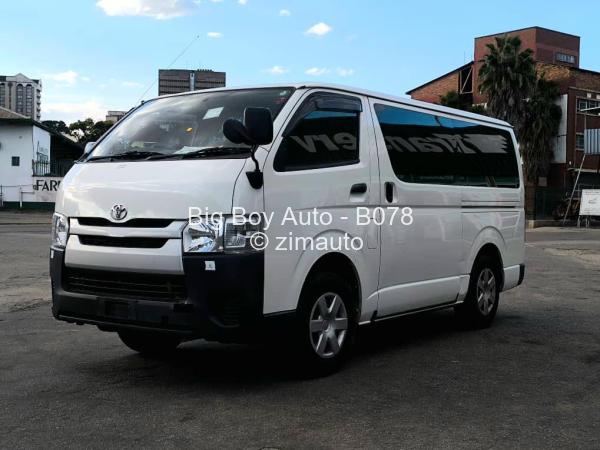 2017 Toyota  Hiace