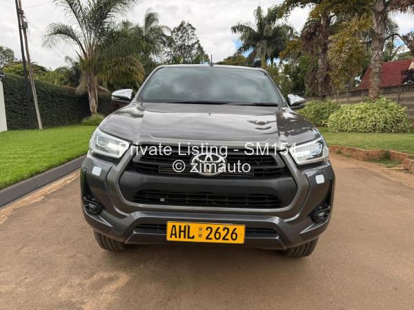 2021 Toyota  Hilux