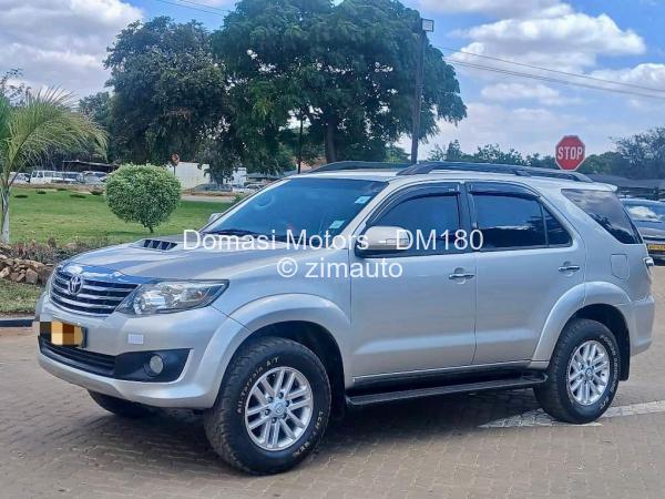 2014 Toyota  Fortuner