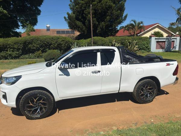 2019 Toyota  Hilux