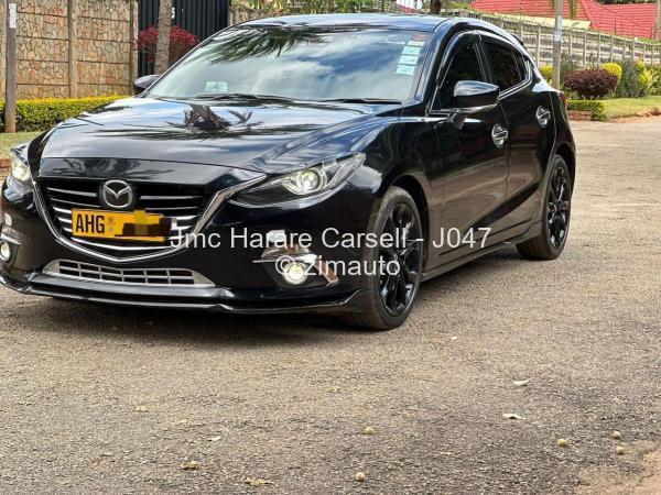 2016 Mazda  axela