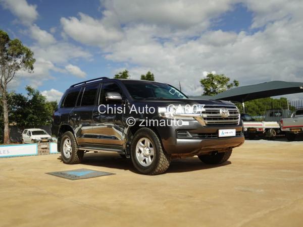 2018 Toyota  Land Cruiser 200