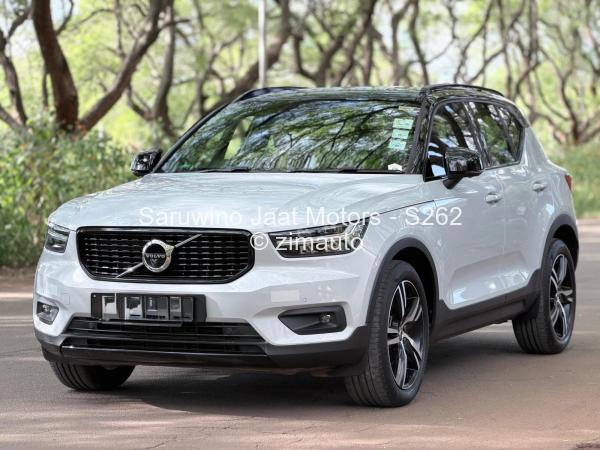 2021 Volvo  XC40
