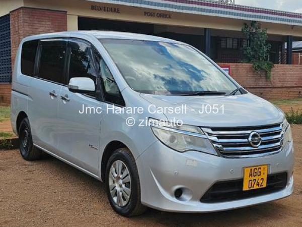2015 Nissan  Serena