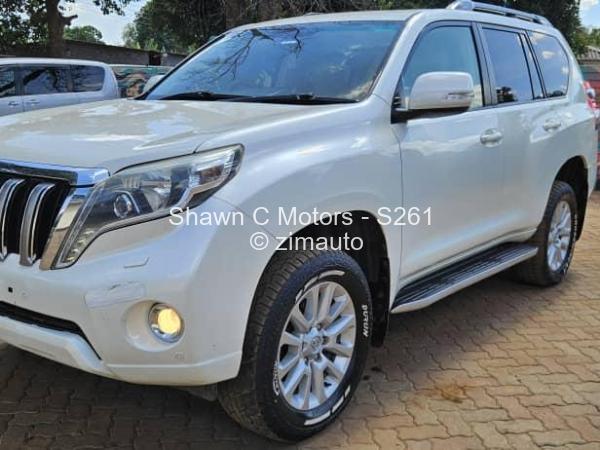 2015 Toyota  Land Cruiser Prado