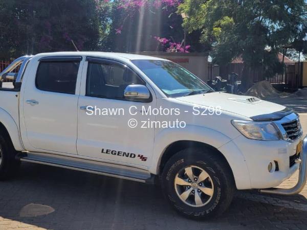 2012 Toyota  Hilux