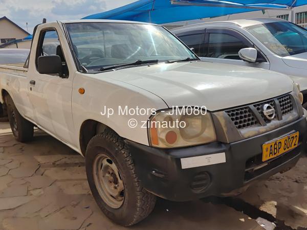 2010 Nissan  NP300 Hardbody