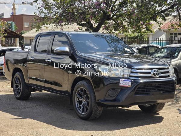 2017 Toyota  Hilux