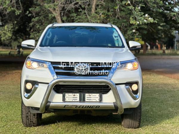 2018 Toyota  Fortuner