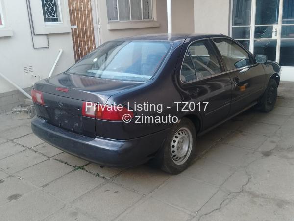 1995 Nissan  Sunny