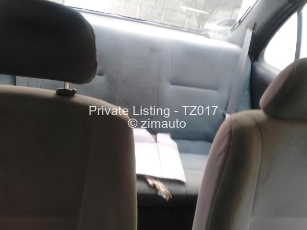 1995 Nissan  Sunny