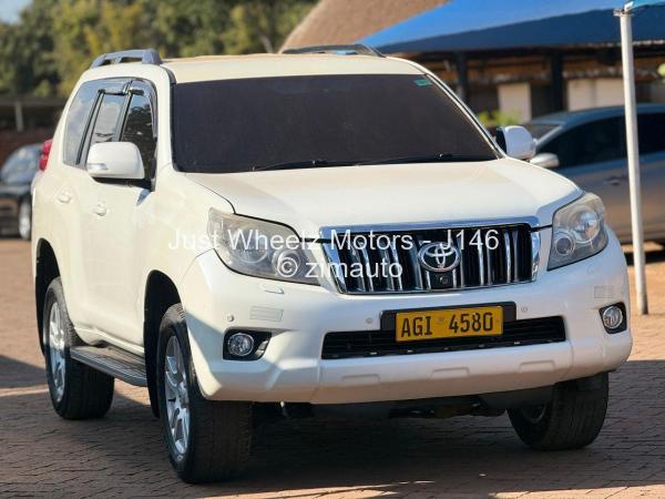 2014 Toyota  Land Cruiser Prado