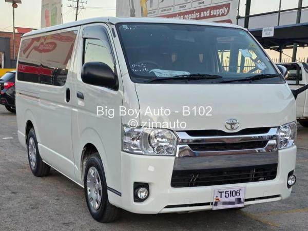 2018 Toyota  Hiace