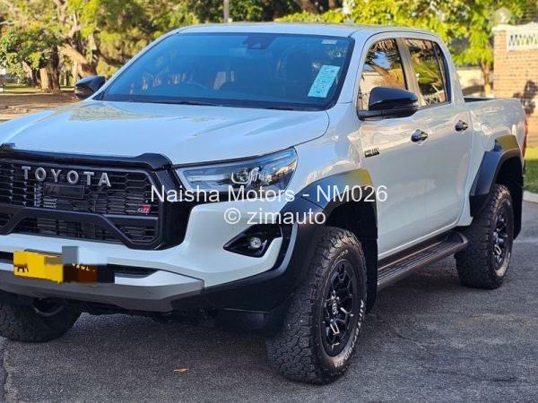 2024 - Toyota  HILUX GD6