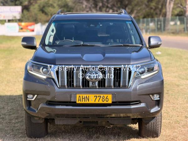 2020 Toyota  Land Cruiser Prado