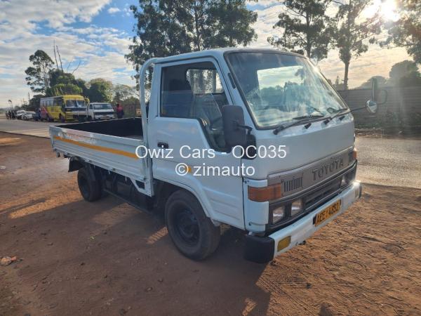 2007 Toyota  Dyna