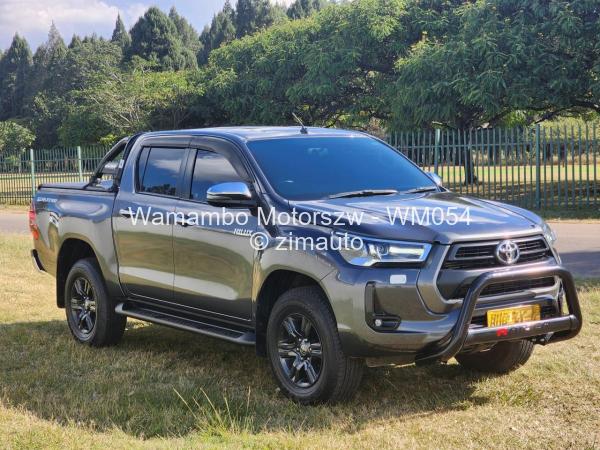2021 Toyota  Hilux