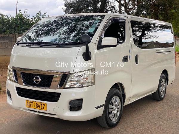 2016 - Nissan  NV350