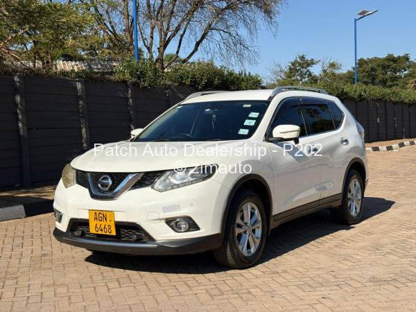 2014 Nissan  X-Trail