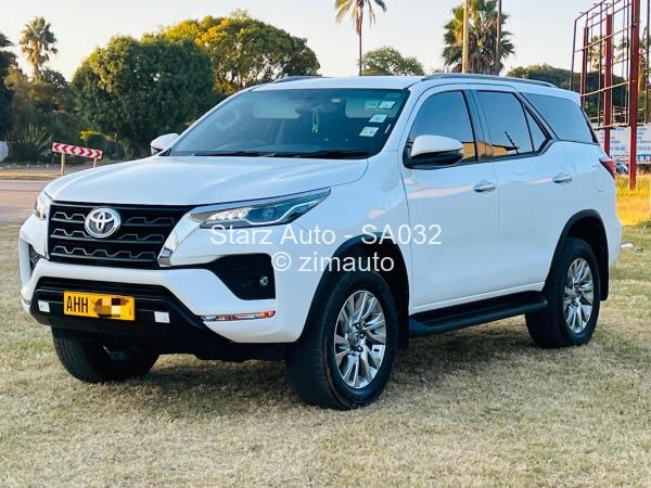 2022 - Toyota  Fortuner