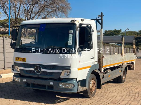 2009 Mercedes Benz Artego
