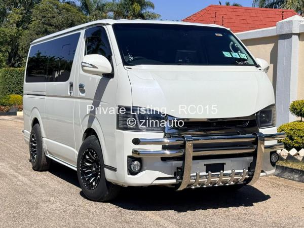 2017 Toyota  Hiace