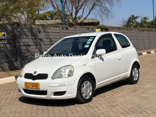 2012 Toyota  Vitz