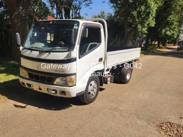2007 Hino Dutro