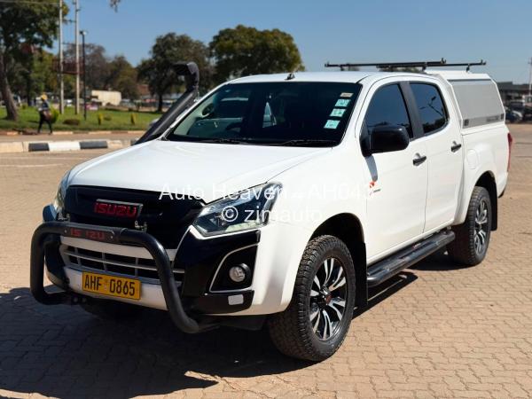 2018 Isuzu  X - Rider