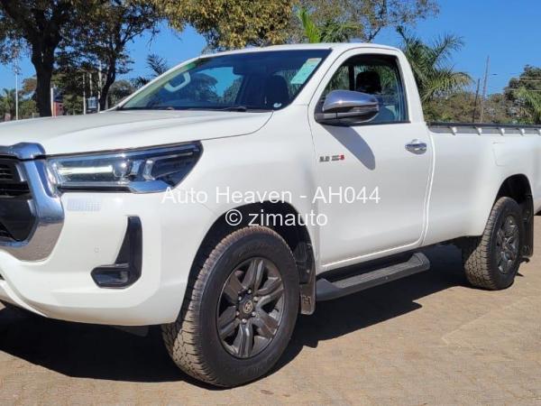 2022 Toyota  Hilux