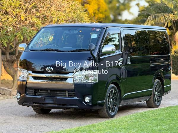 2016 Toyota  Hiace