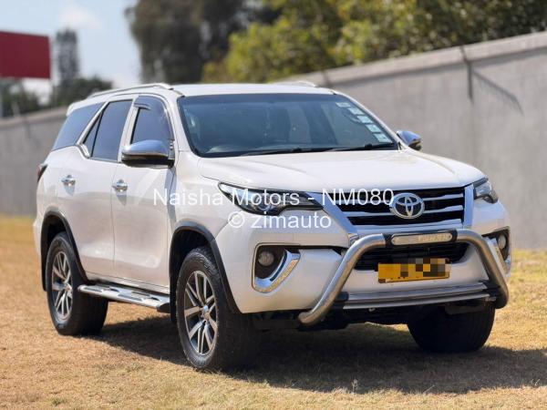 2018 Toyota  Fortuner
