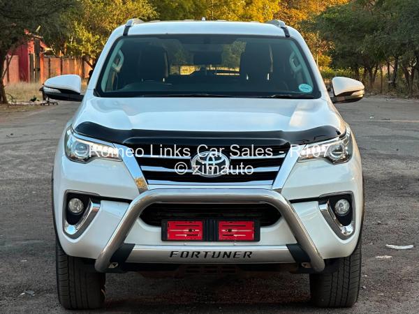 2016 - Toyota  Fortuner