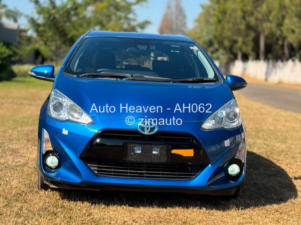 2017 Toyota  Aqua