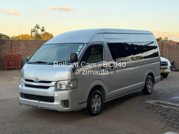 2017 Toyota  Hiace