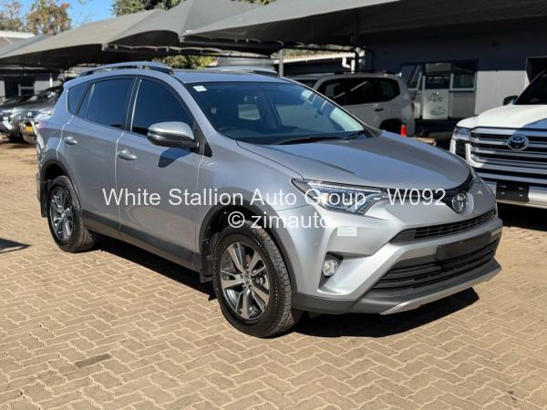 2018 Toyota  RAV4