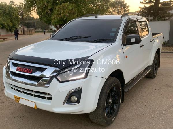 2022 Isuzu  X - Rider