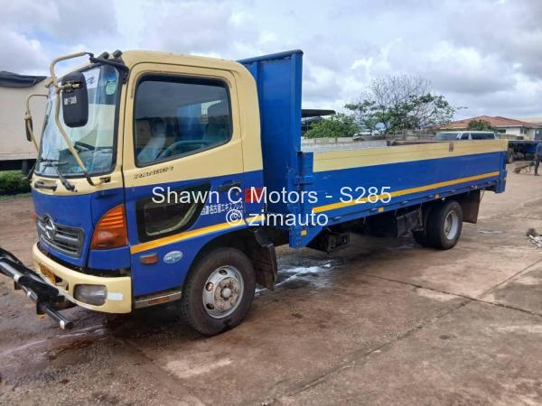 2011 Hino Ranger